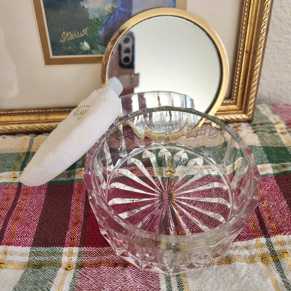 VTG Vanity Powder Dish Glass Crystal & Mirror Lid with Rose Pattern HP 3.5"x2" - Picture 6 of 6